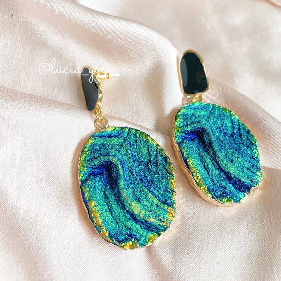 Jewelry - Ocean inspired stylish earrings